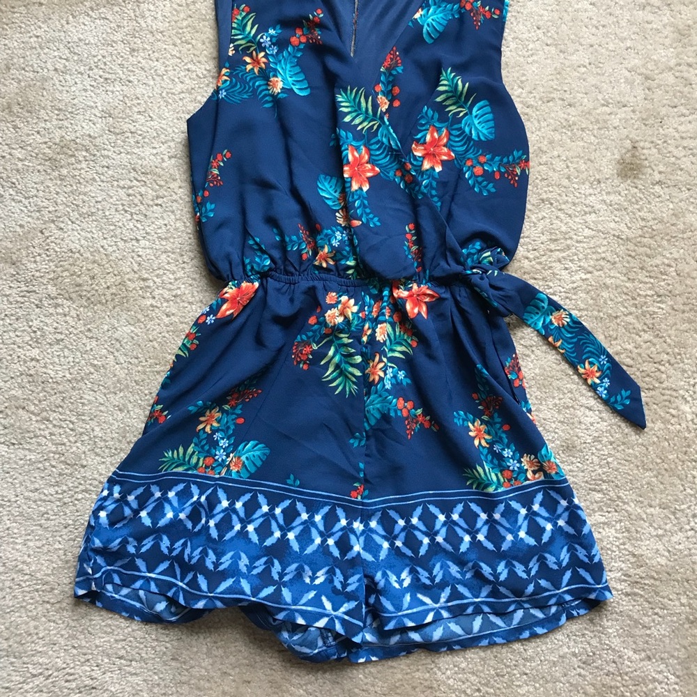Romper - Picture 4 of 4